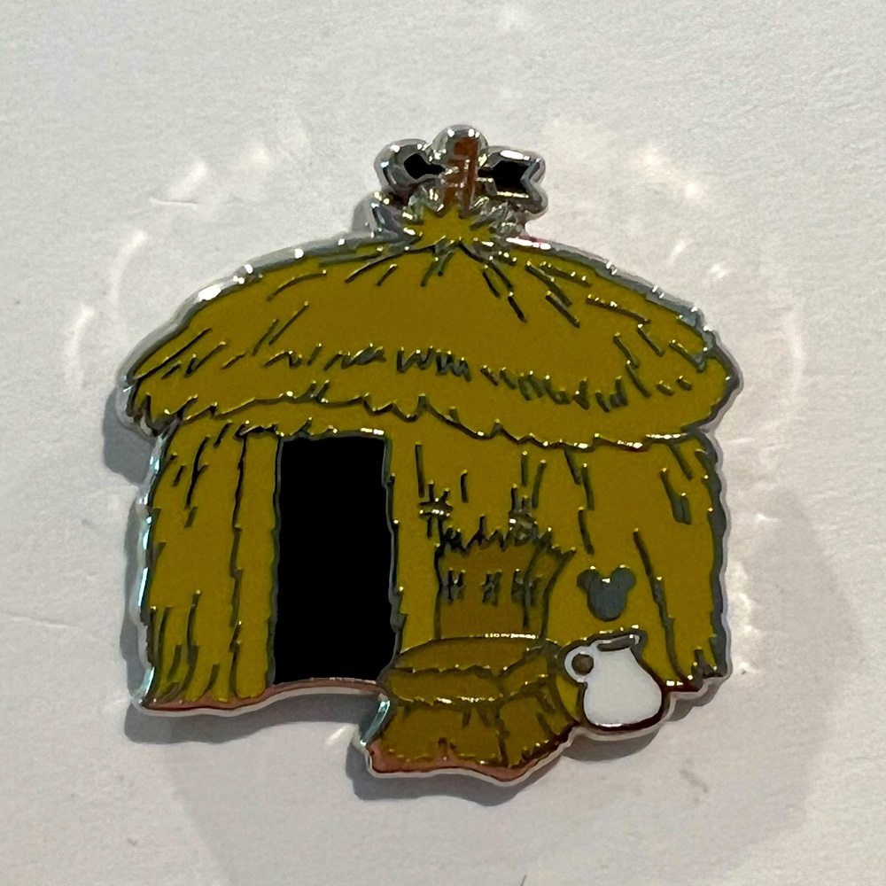 Disney Pin - Three Little Pigs Set - Straw House